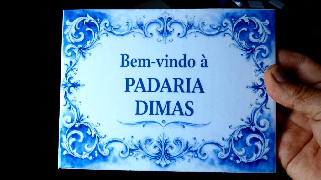 Gravações nos azulejos